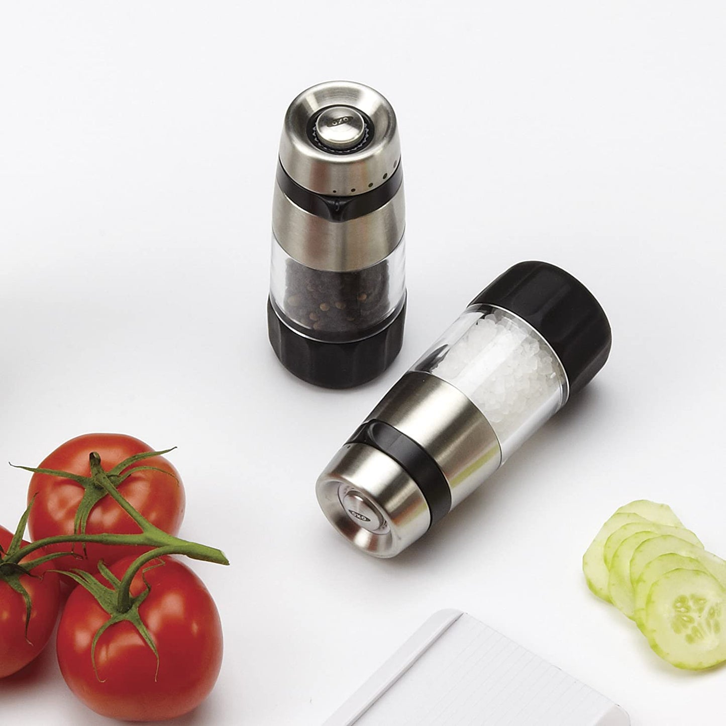 Good Grips Accent Mess-Free Pepper Grinder