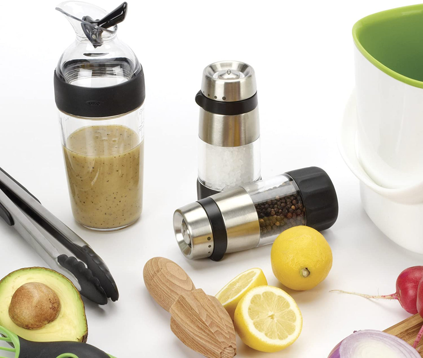 Good Grips Accent Mess-Free Pepper Grinder