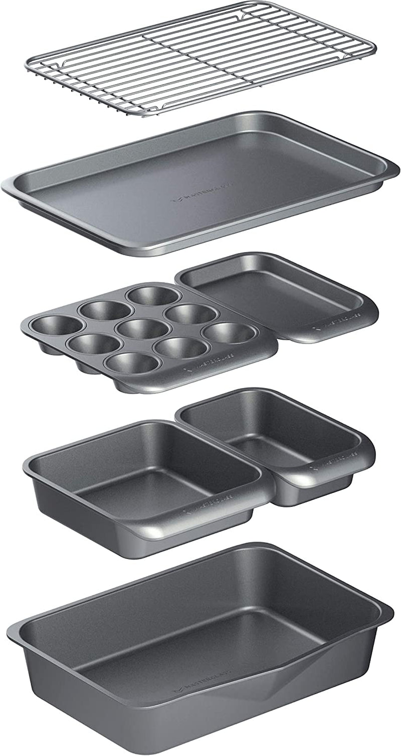 Smart Space Stacking Non-Stick Bakeware Set, 7 Piece Baking Trays, Gift Boxed