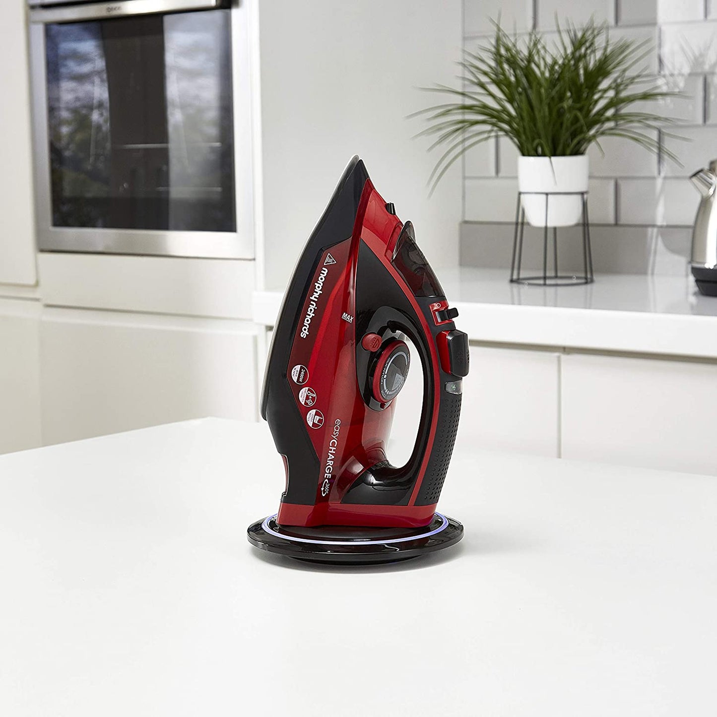 303250 Cordless Steam Iron Easycharge 360 Cord-Free, 2400 W, Red/Black