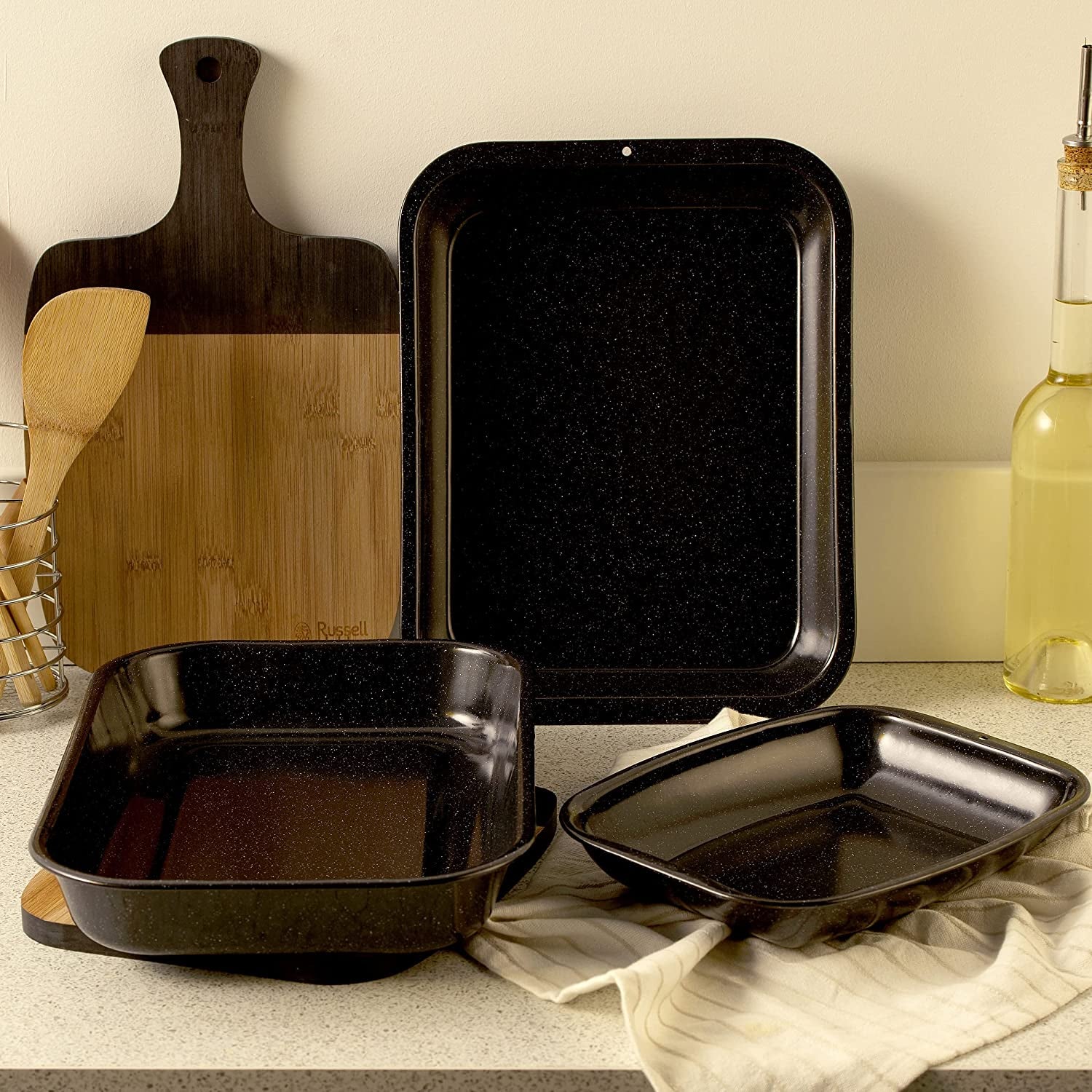 CW20701 Romano 3-Piece Vitreous Enamel Roasting Set, Including Rectangular Roaster, Lipped Roaster, Carbon Steel, Black