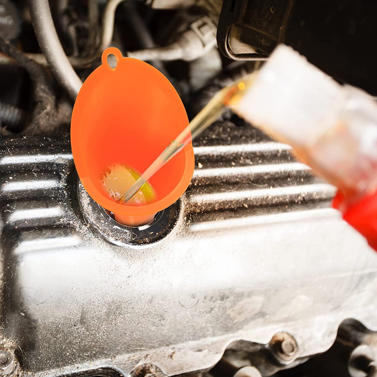 3 Pcs Right Angle Flexible Plastic Funnel Set, Universal Car Gasoline Fuel Petrol Engine Funnel with Detachable Spout and Long Mouth Funnels for Motorcycle Car Automotive - Red/Orange/Black